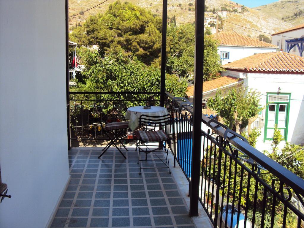 Spalieri Rooms Hydra  Ruang foto